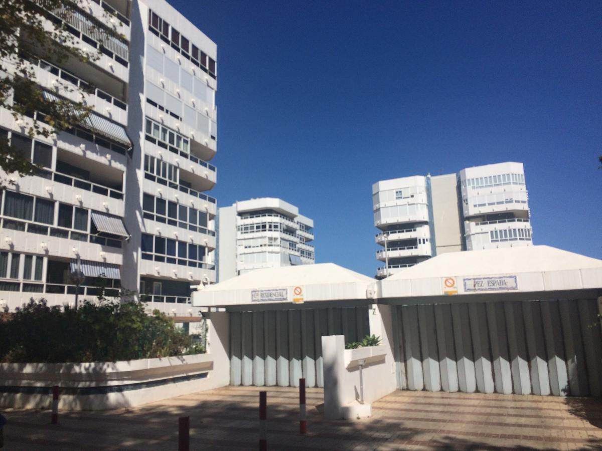 Pez Espada 1ª Linea Playa Y Parking Incluido Torremolinos Zewnętrze zdjęcie